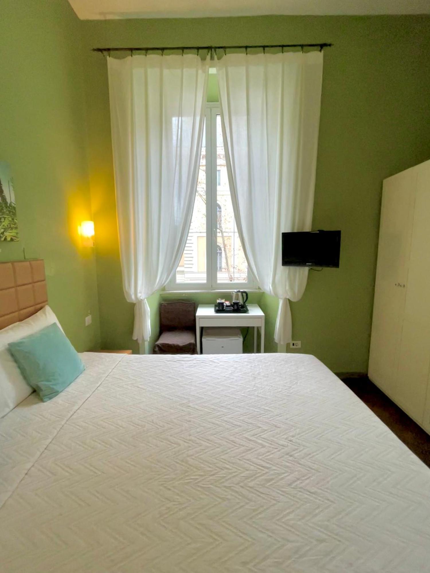 Guest House Meret Roma Eksteriør bilde