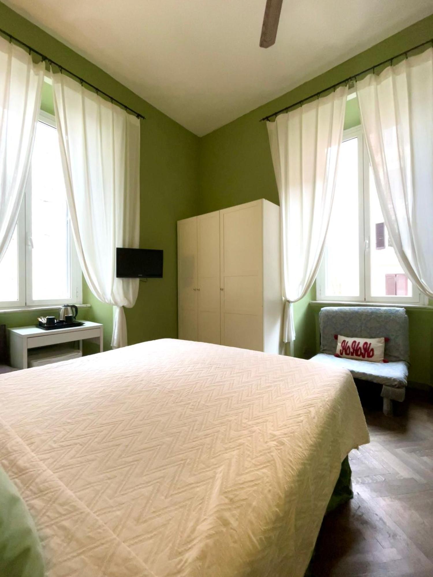 Guest House Meret Roma Eksteriør bilde